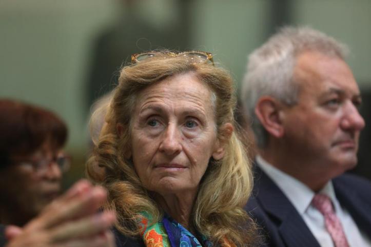 Nicole Belloubet (grandes oreilles)