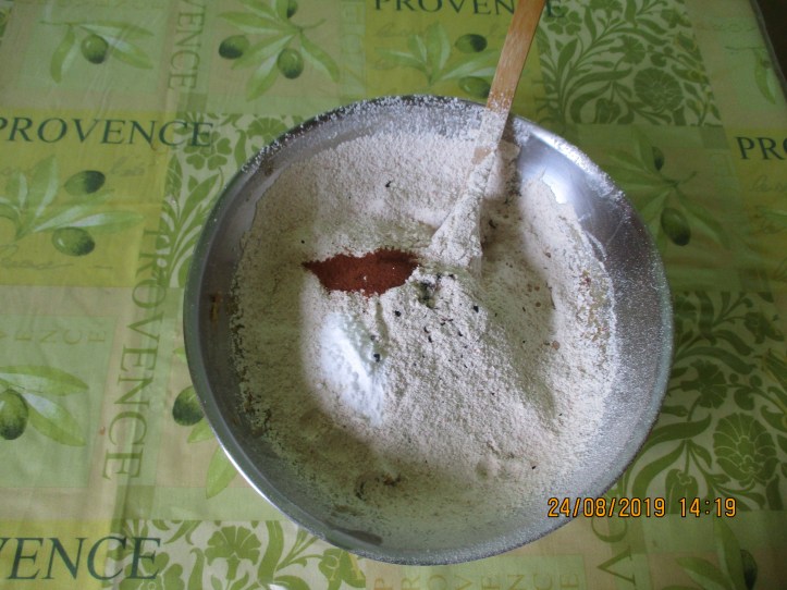 87. Ajoutez farine, canelle, vanille &amp; bic. de soude